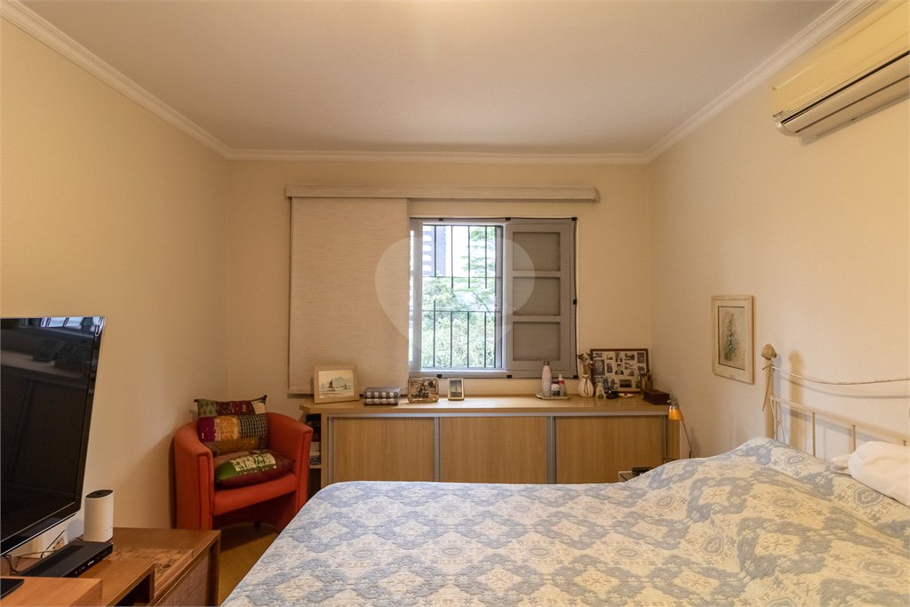 Casa à venda com 3 quartos, sendo 1 suíte,  em Parque Colonial, São Paulo, SP