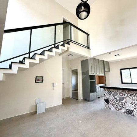 Casa à venda ou para alugar com 3 quartos, sendo 1 suíte, no condomínio Residencial Marchant Buarque, Atibaia - SP
