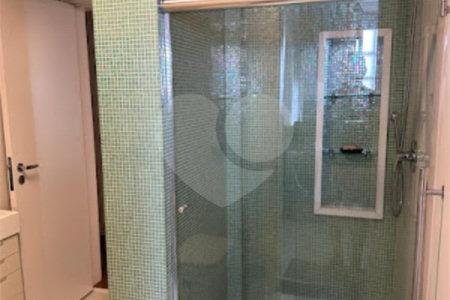 Apartamento à venda com 3 quartos, sendo 1 suíte, em Higienópolis, São Paulo, SP