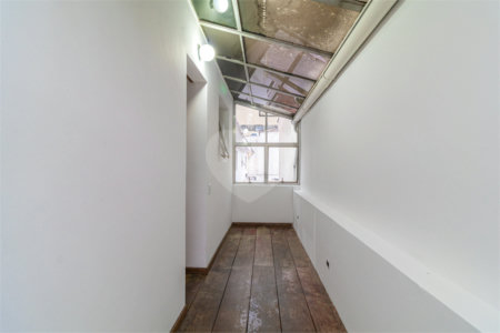 Casa à venda com 4 quartos, sendo 2 suítes, em Ipiranga, São Paulo, SP