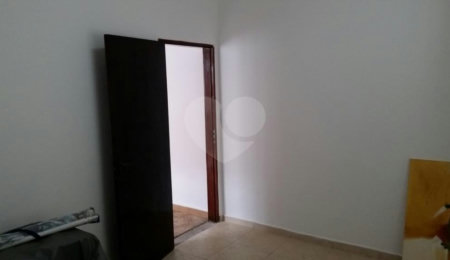 Sobrado à venda com 4 quartos em Vila Guilherme, São Paulo, SP