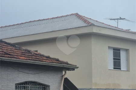 Sobrado à venda com 3 quartos, sendo 1 suíte, em Vila Mazzei, São Paulo, SP