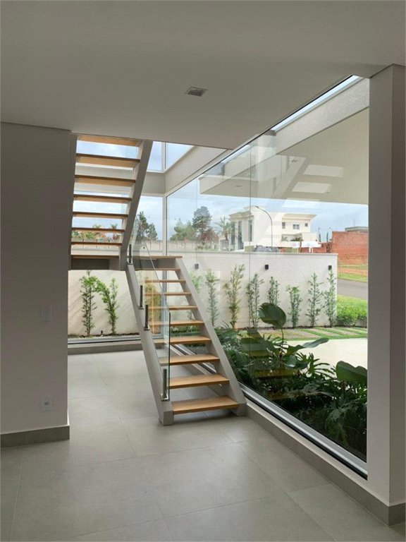 Casa à venda com 3 suítes no condomínio Residencial London Park, Indaiatuba - SP