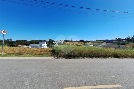 Terreno à venda com 1 suíte no condomínio Jardim Santa Maria, Vinhedo - SP