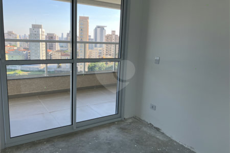 Apartamento à venda com 3 quartos, sendo 1 suíte,  em Parque Campolim, Sorocaba, SP