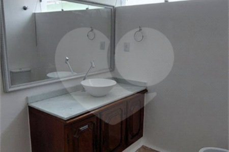 Casa à venda com 3 quartos, sendo 1 suíte, em Jardim Vergueiro, Sorocaba, SP