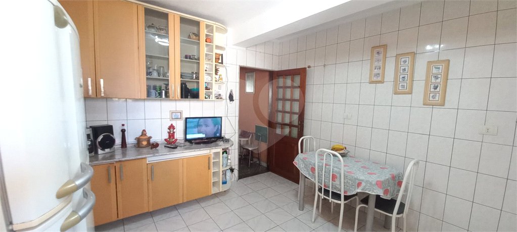 Sobrado à venda com 4 quartos, sendo 1 suíte, em Vila Dom Pedro Ii, São Paulo, SP