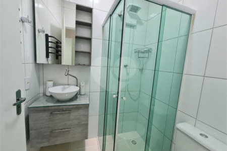 Casa à venda com 3 quartos, sendo 1 suíte, no condomínio Ponta de Leste, São Paulo - SP