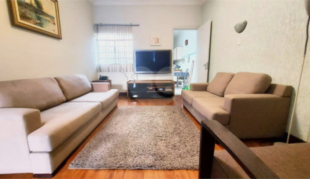 Casa à venda com 3 quartos, sendo 1 suíte, em Lapa, São Paulo, SP