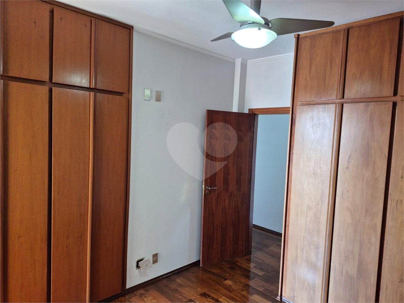 Apartamento à venda ou para alugar com 3 quartos, sendo 1 suíte, no Centro, Araraquara, SP