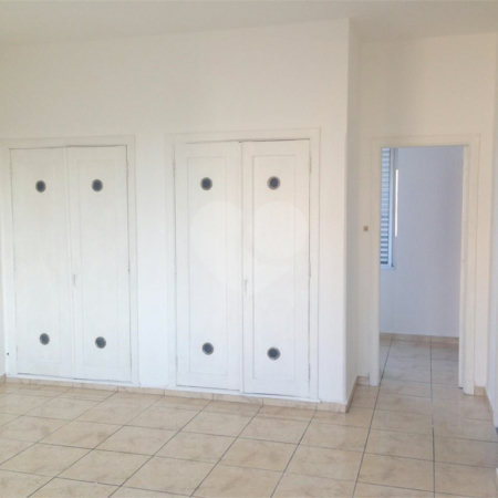 Apartamento na região do Centro Histórico - Estação da Luz, com dois dormitórios, um banheiro