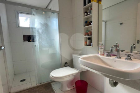 Vista definitiva para o verde, varanda gourmet integrada e um dos apartamentos mais exclusivos da Vila Mariana