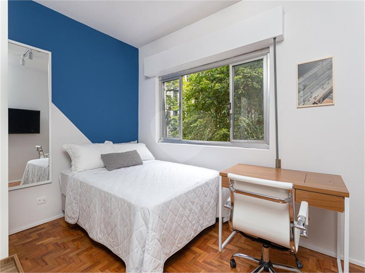 Excelente oportunidade para reformar e ficar com o apartamento dos seus sonhos!