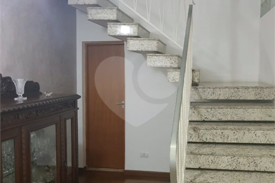 Casa à venda com 3 suítes em Campo Belo, São Paulo, SP