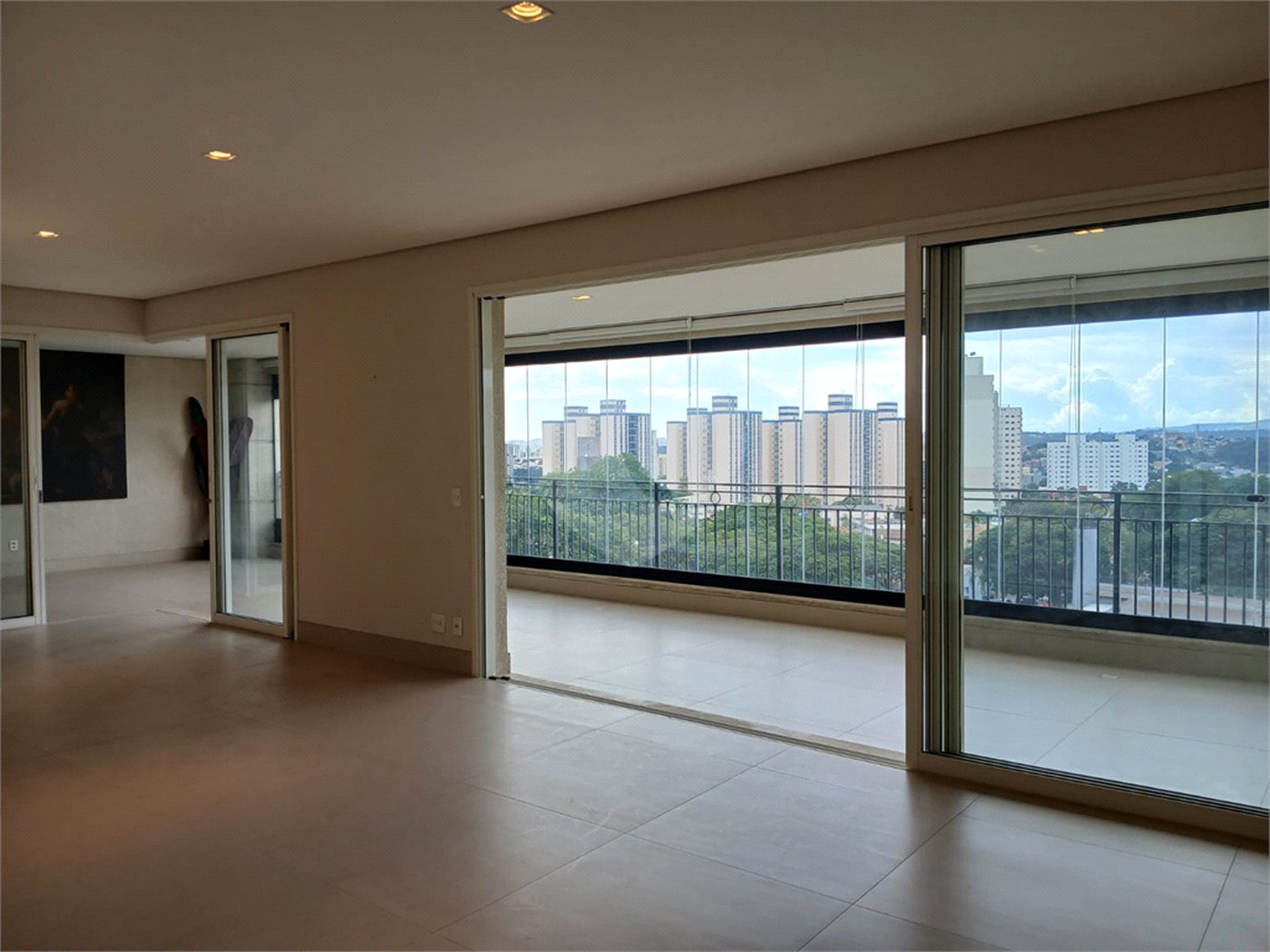 Apartamento à venda com 4 suítes em Anhangabaú, Jundiaí, SP