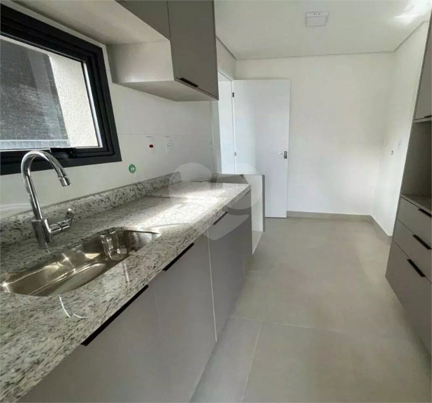 Apartamento para alugar com 3 suítes em Parque Campolim, Sorocaba, SP