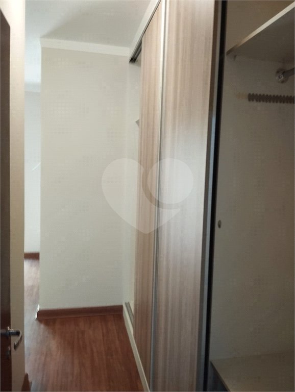 Casa à venda com 3 quartos, sendo 1 suíte,  no condomínio Vila Aracoara, Araraquara - SP