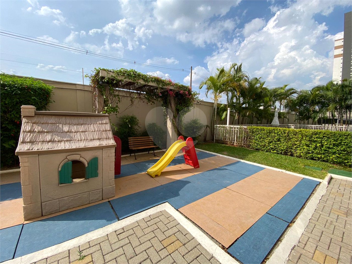 Apartamento à venda com 2 quartos, sendo 1 suíte, em Água Branca, São Paulo, SP