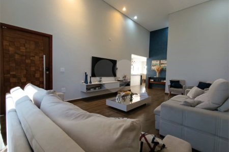 Casa à venda com 4 quartos, sendo 2 suítes, no condomínio Jardim Reserva Bom Viver de Indaiatuba, Indaiatuba - SP