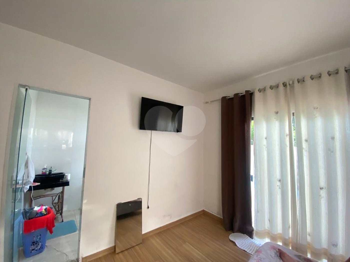 Excelente casa toda reformada e com otimo acabamento com churrasqueira e piscina