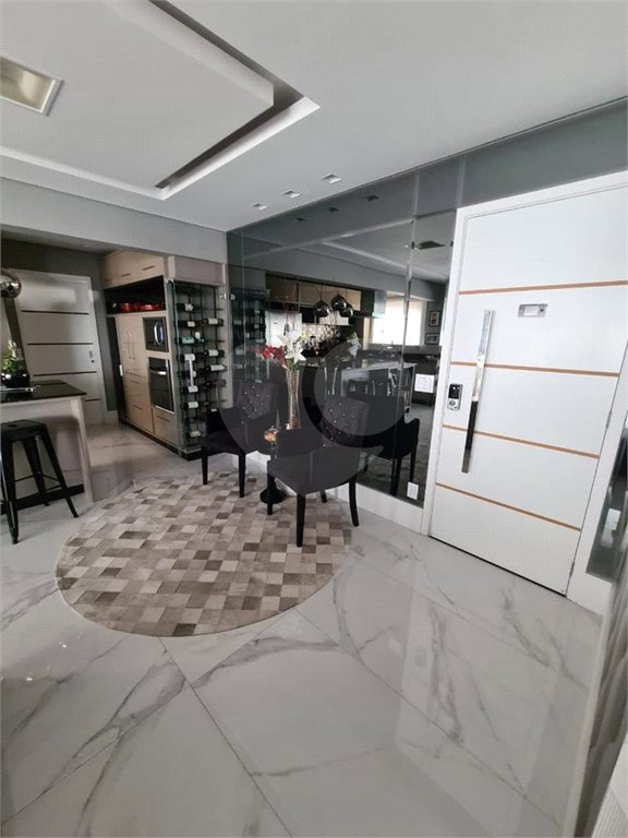 Apartamento à venda com 3 suítes em Jardim Flor da Montanha, Guarulhos, SP