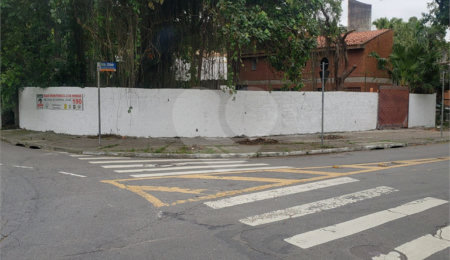Terreno à venda em Jardim Morumbi, São Paulo, SP