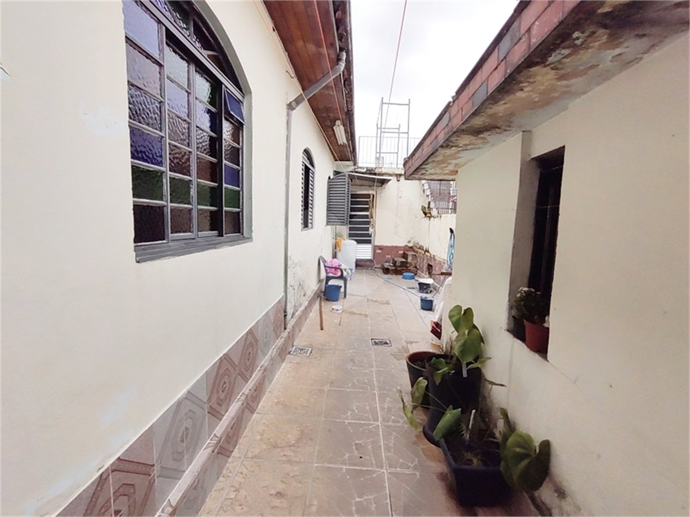 Prédio à venda com 4 quartos, sendo 1 suíte, em Tremembé, São Paulo, SP