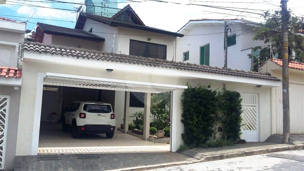 Sobrado à venda com 3 suítes em Jardim Franca, São Paulo, SP