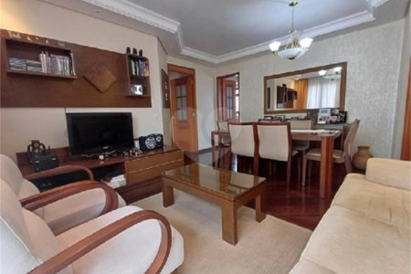 Apartamento à venda com 3 quartos, sendo 1 suíte, em Vila Monumento, São Paulo, SP