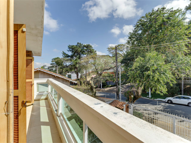 Casa à venda com 3 quartos, sendo 1 suíte,  em Alto da Boa Vista, São Paulo, SP
