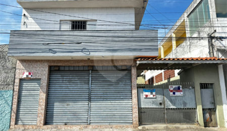 Casa à venda com 4 quartos em Jardim Casa Branca, Suzano, SP