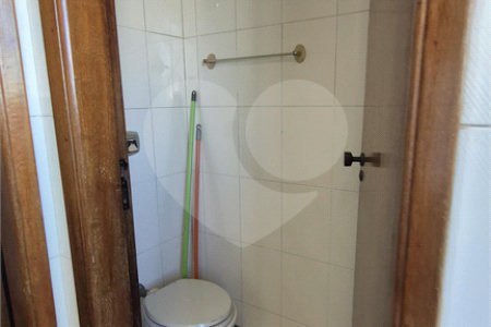 Apartamento à venda ou para alugar com 3 quartos, sendo 2 suítes, em Vila Romana, São Paulo, SP