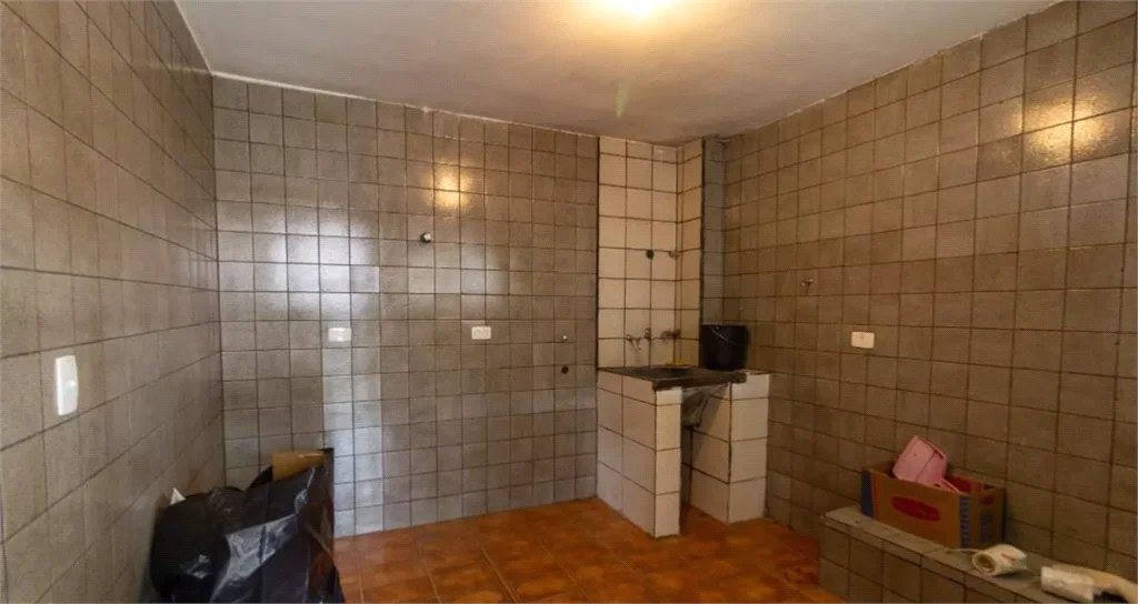 Casa à venda com 4 quartos, sendo 1 suíte,  em Vila Tiradentes, São Paulo, SP