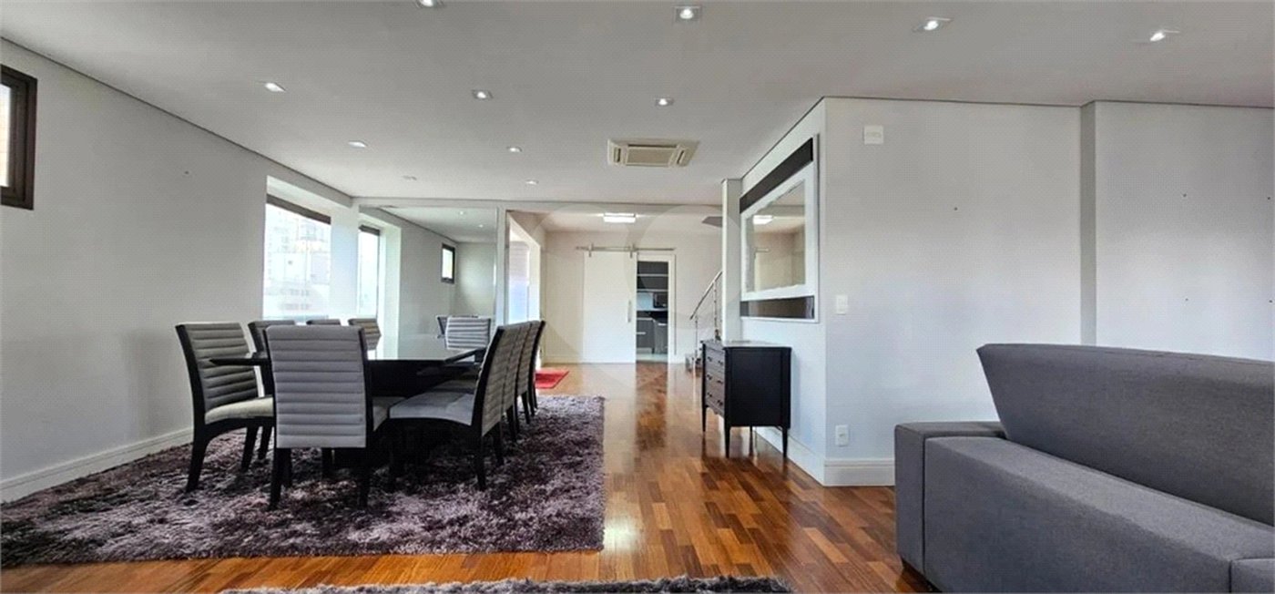 Duplex à venda com 4 suítes em Jardim Paulista, São Paulo, SP