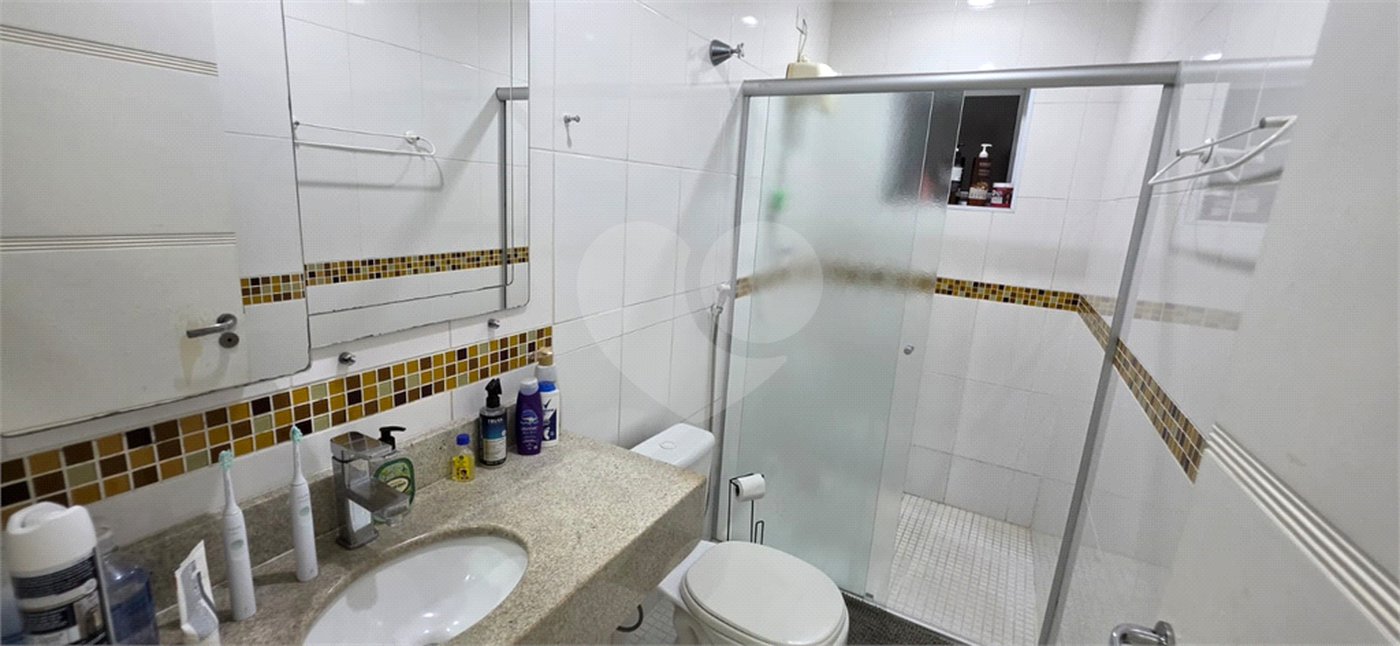 Casa Térrea à venda ou para alugar com 8 quartos, sendo 4 suítes, em Vila Pereira Barreto, São Paulo, SP