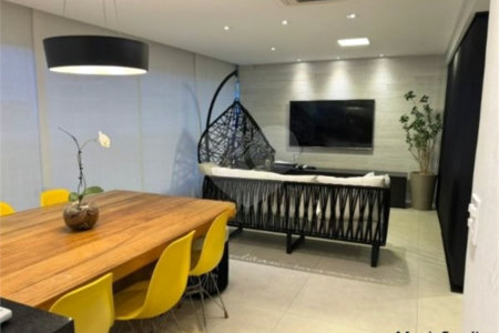 Apartamento com 120m², 3 dormitórios, sendo 3 suítes, 2 vagas de garagem, à venda no Tatuapé.