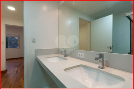 Apartamento à venda com 2 quartos em Vila Romana, São Paulo, SP