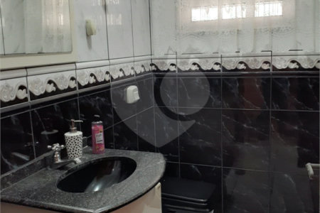 Sobrado à venda com 3 quartos, sendo 1 suíte, em Vila Maria Alta, São Paulo, SP