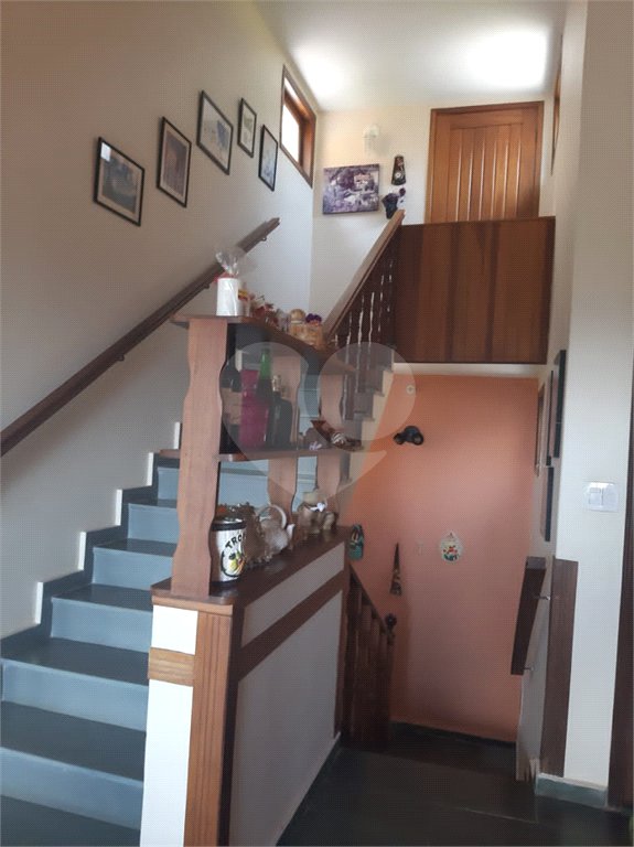 Sobrado à venda com 3 quartos, sendo 1 suíte, em Roseira, Mairiporã, SP