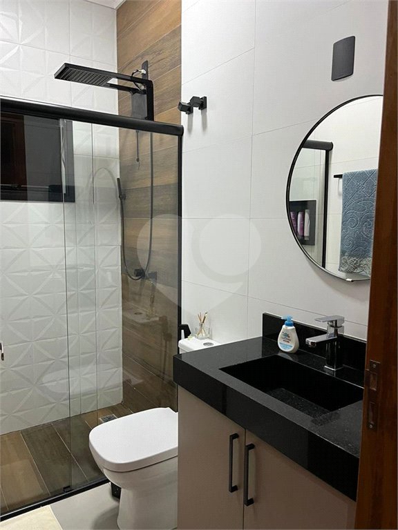 Casa à venda com 3 quartos, sendo 1 suíte, no condomínio Horto Florestal Villagio, Sorocaba - SP