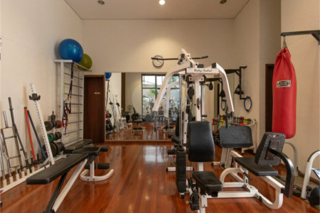 Apartamento de 233 m² à venda em Higienópolis com 4 dormitórios.