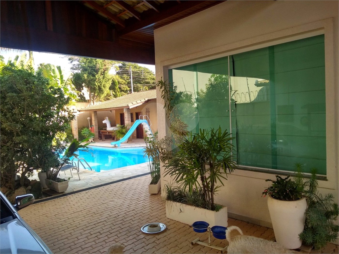 Casa à venda com 4 quartos, sendo 3 suítes, em Jardim Estância Brasil, Atibaia, SP