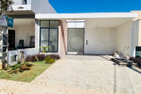 Casa à venda com 3 quartos, sendo 1 suíte, no condomínio Reserva Ipanema I, Sorocaba - SP