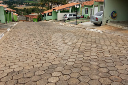 Casa à venda com 2 quartos no condomínio Silvino Manoel dos Santos, Itapetininga - SP