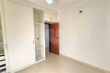 Casa à venda com 3 quartos, sendo 1 suíte, no condomínio Bouganville, Araraquara - SP