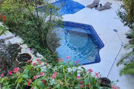 Casa para alugar com 4 suítes no condomínio Alpes da Cantareira, Mairiporã - SP