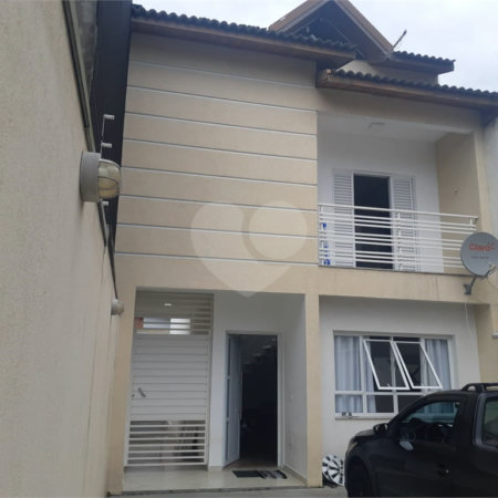 Sobrado à venda com 2 quartos, sendo 1 suíte,  em Vila Amorim, Suzano, SP