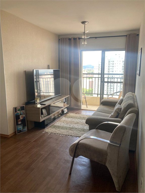 Apartamento à venda com 2 quartos, sendo 1 suíte,  em Jardim Flor da Montanha, Guarulhos, SP