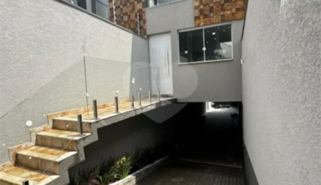 Sobrado à venda com 2 suítes em Piqueri, São Paulo, SP