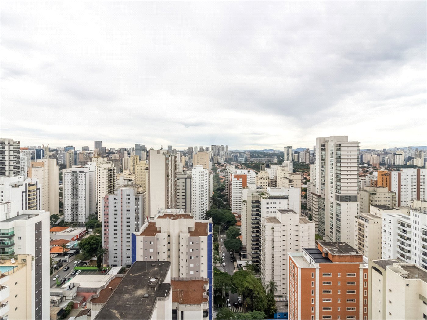 Apartamento à venda com 4 quartos, sendo 2 suítes, em Brooklin, São Paulo, SP